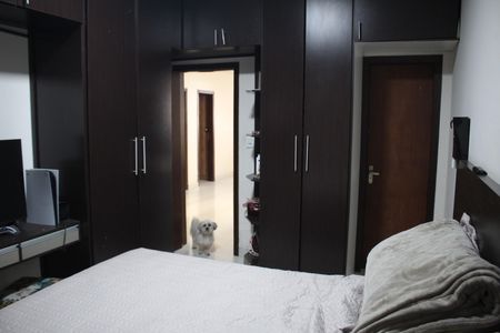 Casa à venda com 315m², 3 quartos e 3 vagasSuíte