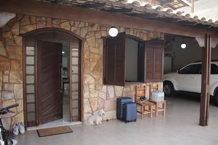 Casa à venda com 315m², 3 quartos e 3 vagasGaragem
