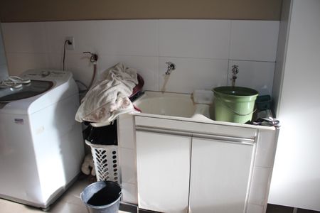 Casa à venda com 315m², 3 quartos e 3 vagasÁrea de Serviço