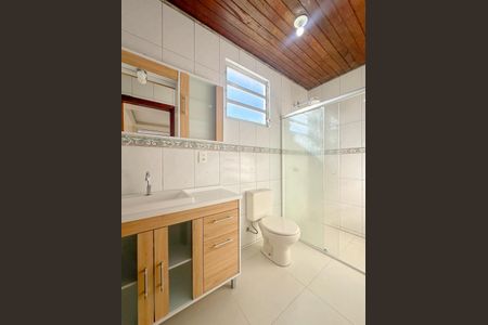 Casa para alugar com 200m², 3 quartos e 2 vagasBanheiro 1