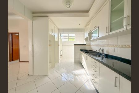 Casa para alugar com 200m², 3 quartos e 2 vagasCozinha