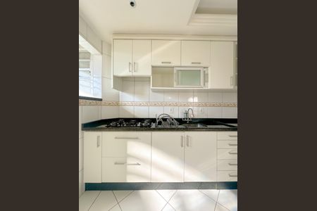 Casa para alugar com 200m², 3 quartos e 2 vagasCozinha