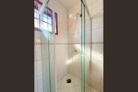 Casa para alugar com 200m², 3 quartos e 2 vagasBanheiro 2