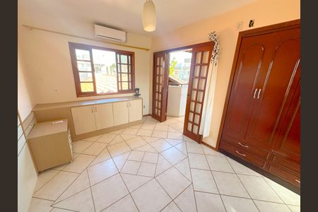 Casa para alugar com 200m², 3 quartos e 2 vagasSuíte 