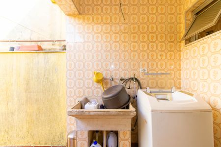 Casa à venda com 104m², 2 quartos e 2 vagas Casa à venda com 104m², 2 quartos e 2 vagasÁrea de Serviço