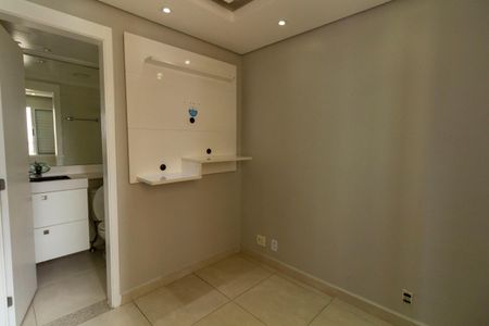 Apartamento para alugar com 70m², 3 quartos e 1 vagaSuíte
