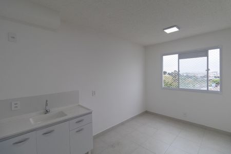 Apartamento para alugar com 32m², 2 quartos e sem vaga Apartamento para alugar com 32m², 2 quartos e sem vagaSala e Cozinha