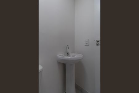 Apartamento para alugar com 32m², 2 quartos e sem vaga Apartamento para alugar com 32m², 2 quartos e sem vagaBanheiro