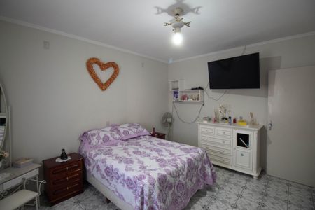 Casa à venda com 296m², 3 quartos e 3 vagas Casa à venda com 296m², 3 quartos e 3 vagasQuarto 2