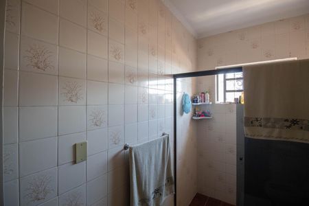 Casa à venda com 296m², 3 quartos e 3 vagas Casa à venda com 296m², 3 quartos e 3 vagasBanheiro 2