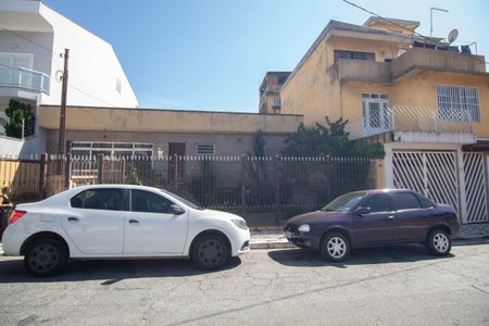 Casa à venda com 296m², 3 quartos e 3 vagas Casa à venda com 296m², 3 quartos e 3 vagasFachada