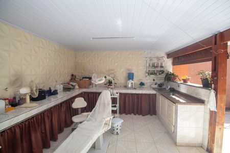 Casa à venda com 296m², 3 quartos e 3 vagas Casa à venda com 296m², 3 quartos e 3 vagasQuintal