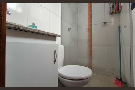 Apartamento para alugar com 49m², 2 quartos e 2 vagas Apartamento para alugar com 49m², 2 quartos e 2 vagasBanheiro