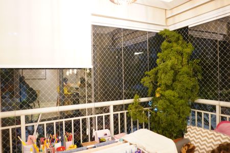 Apartamento à venda com 83m², 2 quartos e 2 vagasVaranda