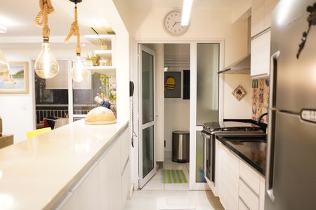 Apartamento à venda com 83m², 2 quartos e 2 vagasCozinha