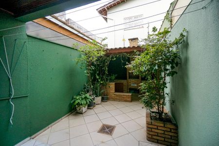 Casa à venda com 160m², 3 quartos e 2 vagas Casa à venda com 160m², 3 quartos e 2 vagasQuintal