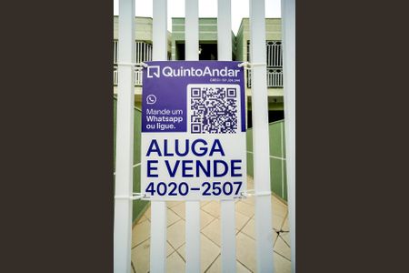 Casa à venda com 160m², 3 quartos e 2 vagas Casa à venda com 160m², 3 quartos e 2 vagasPlaca