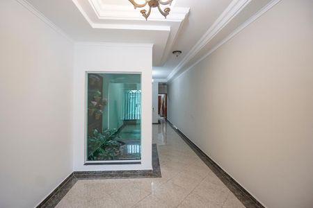 Casa à venda com 160m², 3 quartos e 2 vagas Casa à venda com 160m², 3 quartos e 2 vagasSala