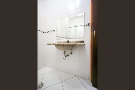 Casa à venda com 160m², 3 quartos e 2 vagas Casa à venda com 160m², 3 quartos e 2 vagasBanheiro da suíte 02