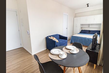 Apartamento à venda com 26m², 1 quarto e sem vagaSala/Quarto