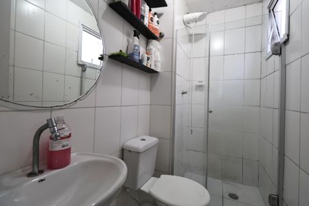 Apartamento à venda com 57m², 2 quartos e 2 vagasBanheiro da Suíte