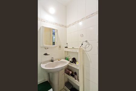 Apartamento à venda com 64m², 3 quartos e 1 vaga Apartamento à venda com 64m², 3 quartos e 1 vagaBanheiro