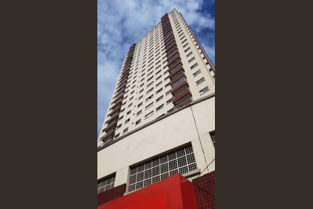 Apartamento à venda com 64m², 3 quartos e 1 vaga Apartamento à venda com 64m², 3 quartos e 1 vagaFachada