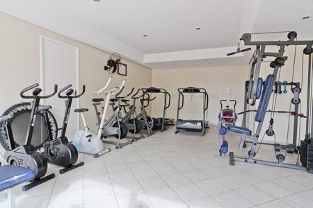 Apartamento à venda com 64m², 3 quartos e 1 vaga Apartamento à venda com 64m², 3 quartos e 1 vagaÁrea comum - Academia