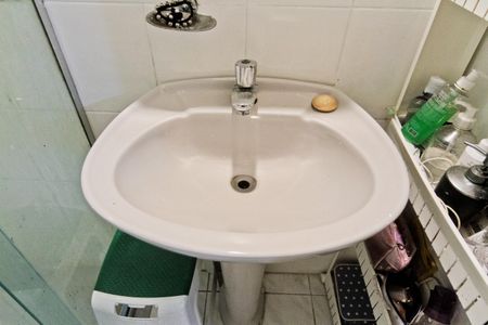 Apartamento à venda com 64m², 3 quartos e 1 vaga Apartamento à venda com 64m², 3 quartos e 1 vagaBanheiro