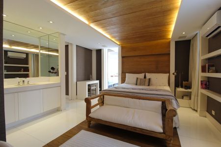 Apartamento à venda com 400m², 4 quartos e 2 vagasSuíte 1