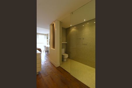 Apartamento à venda com 400m², 4 quartos e 2 vagasBanheiro da Suíte 2