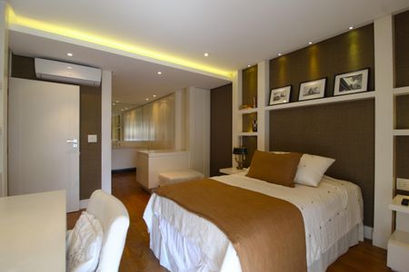 Apartamento à venda com 400m², 4 quartos e 2 vagasSuíte 2