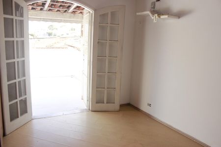 Casa à venda com 163m², 3 quartos e 2 vagasQuarto 1
