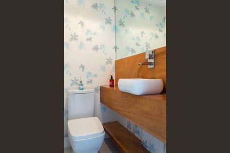 Apartamento à venda com 130m², 3 quartos e 2 vagasLavabo