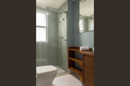 Apartamento à venda com 130m², 3 quartos e 2 vagasBanheiro da Suíte 1