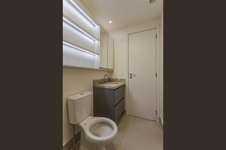 Apartamento à venda com 56m², 2 quartos e 1 vaga Apartamento à venda com 56m², 2 quartos e 1 vagaBanheiro