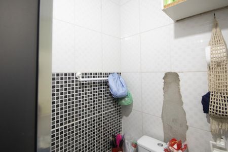 Casa à venda com 68m², 2 quartos e 1 vaga Casa à venda com 68m², 2 quartos e 1 vagaBanheiro 1