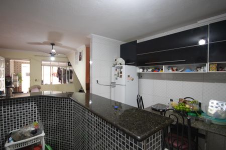 Casa à venda com 68m², 2 quartos e 1 vaga Casa à venda com 68m², 2 quartos e 1 vagaCozinha