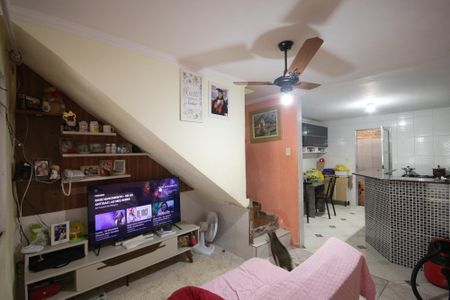 Casa à venda com 68m², 2 quartos e 1 vaga Casa à venda com 68m², 2 quartos e 1 vagaSala