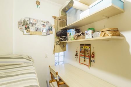 Apartamento à venda com 184m², 4 quartos e 3 vagasQuarto 2