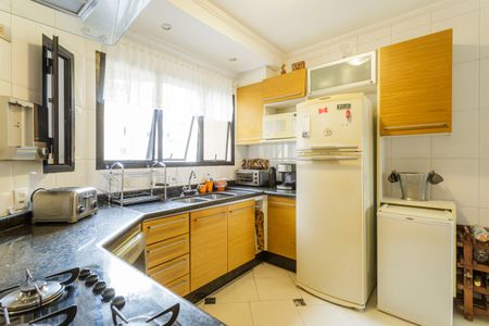 Apartamento à venda com 184m², 4 quartos e 3 vagasCozinha