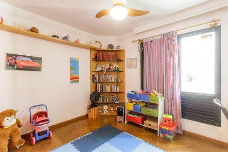 Apartamento à venda com 184m², 4 quartos e 3 vagasSuíte 3