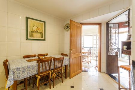 Apartamento à venda com 184m², 4 quartos e 3 vagasCopa