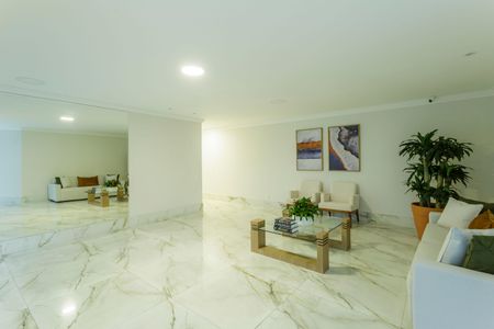 Apartamento à venda com 184m², 4 quartos e 3 vagasHall social