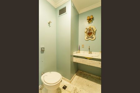 Apartamento à venda com 184m², 4 quartos e 3 vagasLavabo