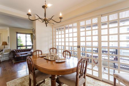 Apartamento à venda com 184m², 4 quartos e 3 vagasSala de Jantar