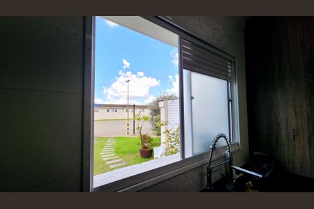 Casa de condomínio à venda com 128m², 3 quartos e 2 vagasVista 