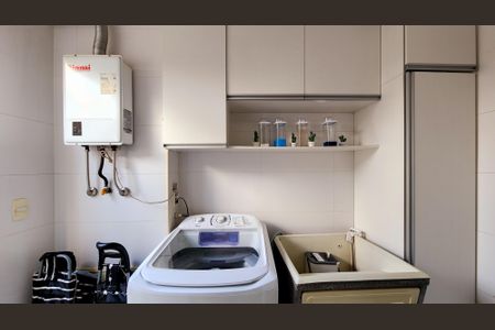 Casa de condomínio à venda com 128m², 3 quartos e 2 vagasÁrea de Serviço