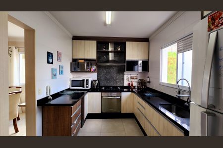 Casa de condomínio à venda com 128m², 3 quartos e 2 vagasCozinha