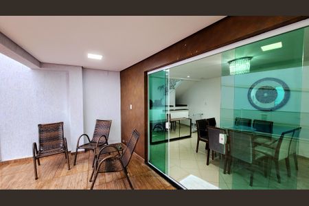 Casa à venda com 350m², 4 quartos e 4 vagasVaranda da Sala